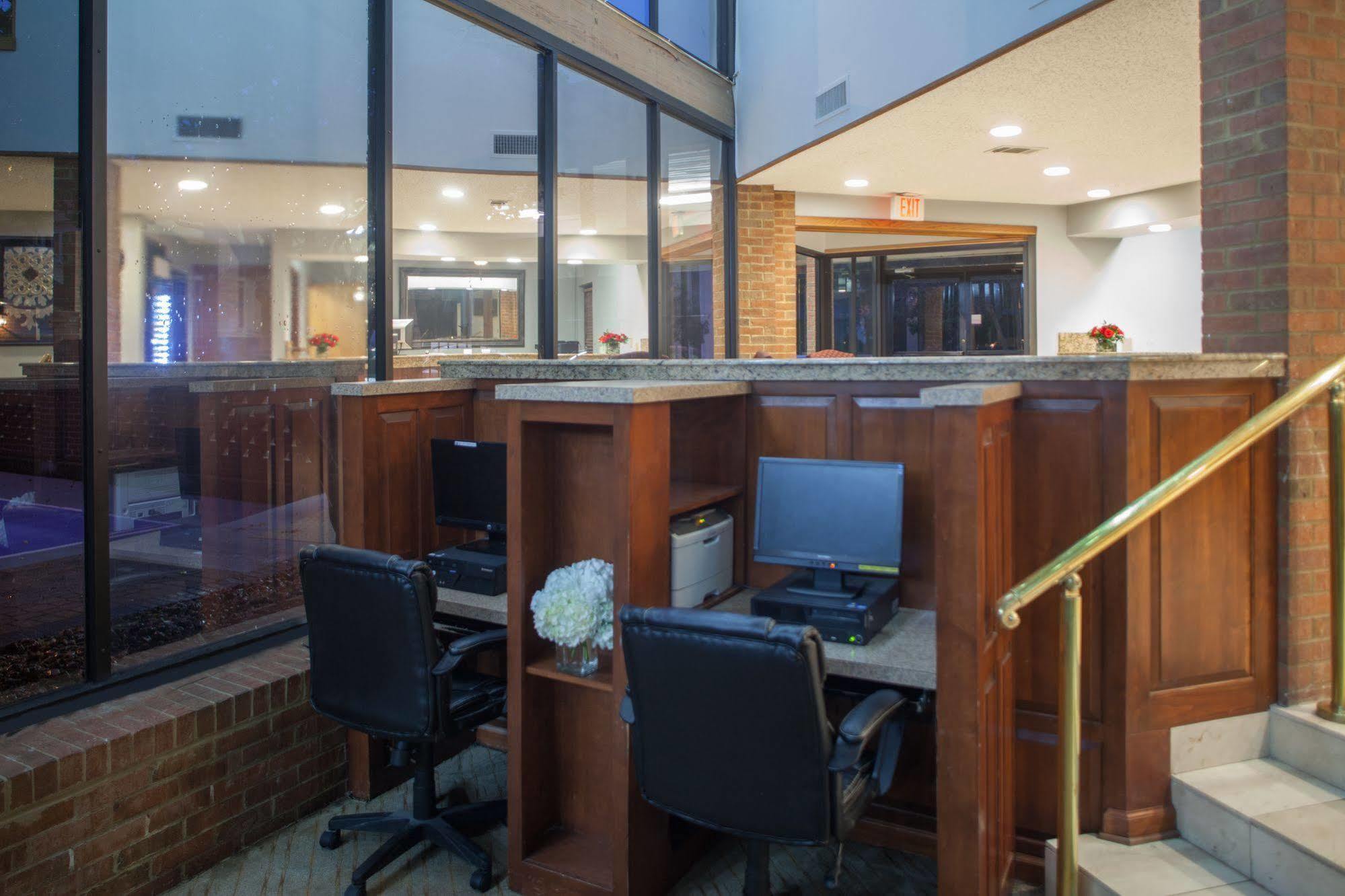 Cloverleaf Suites Baton Rouge Zewnętrze zdjęcie